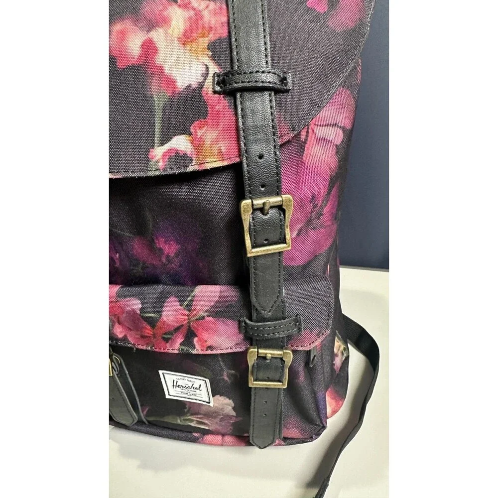 Herschel Supply Company little america
